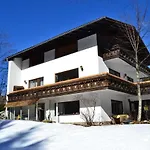 Haus Pfauth *